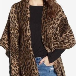 David and Young leopard shawl
